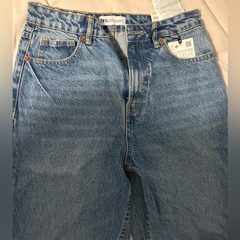 Zara Blue Straight Leg Jeans Classic Style